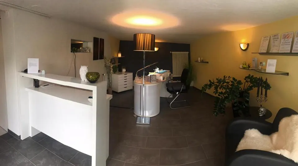 Empfang im Nagelstudio